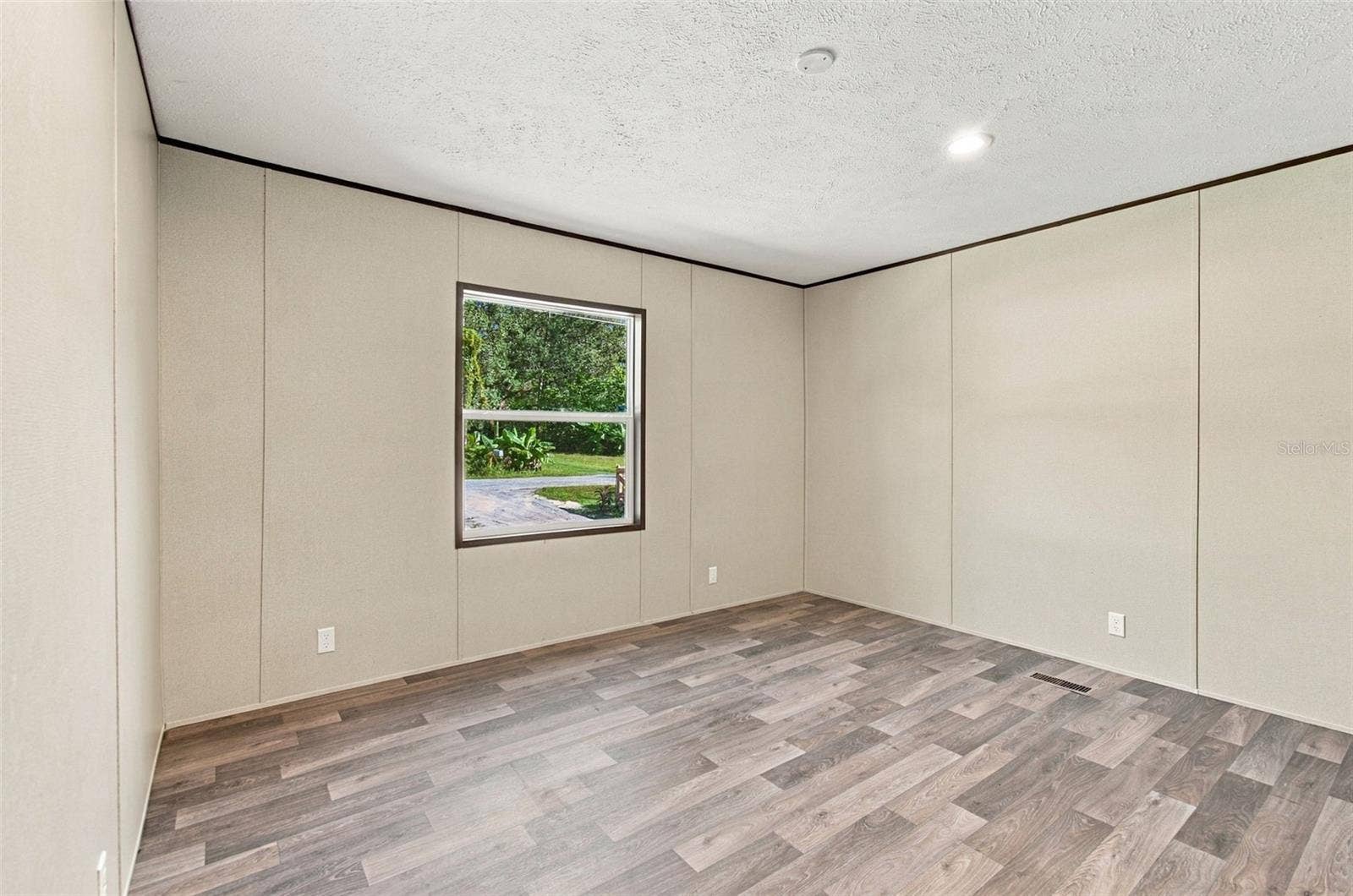 19408 PEYTON PLACE, Brooksville, FL 34601 19408 PEYTON PLACE, Brooksville, FL 34601