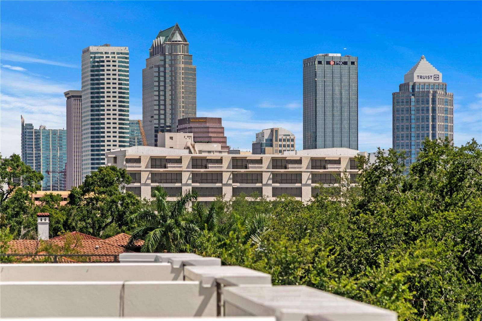90 COLUMBIA DRIVE, #5, Tampa, FL 33606 90 COLUMBIA DRIVE, #5, Tampa, FL 33606