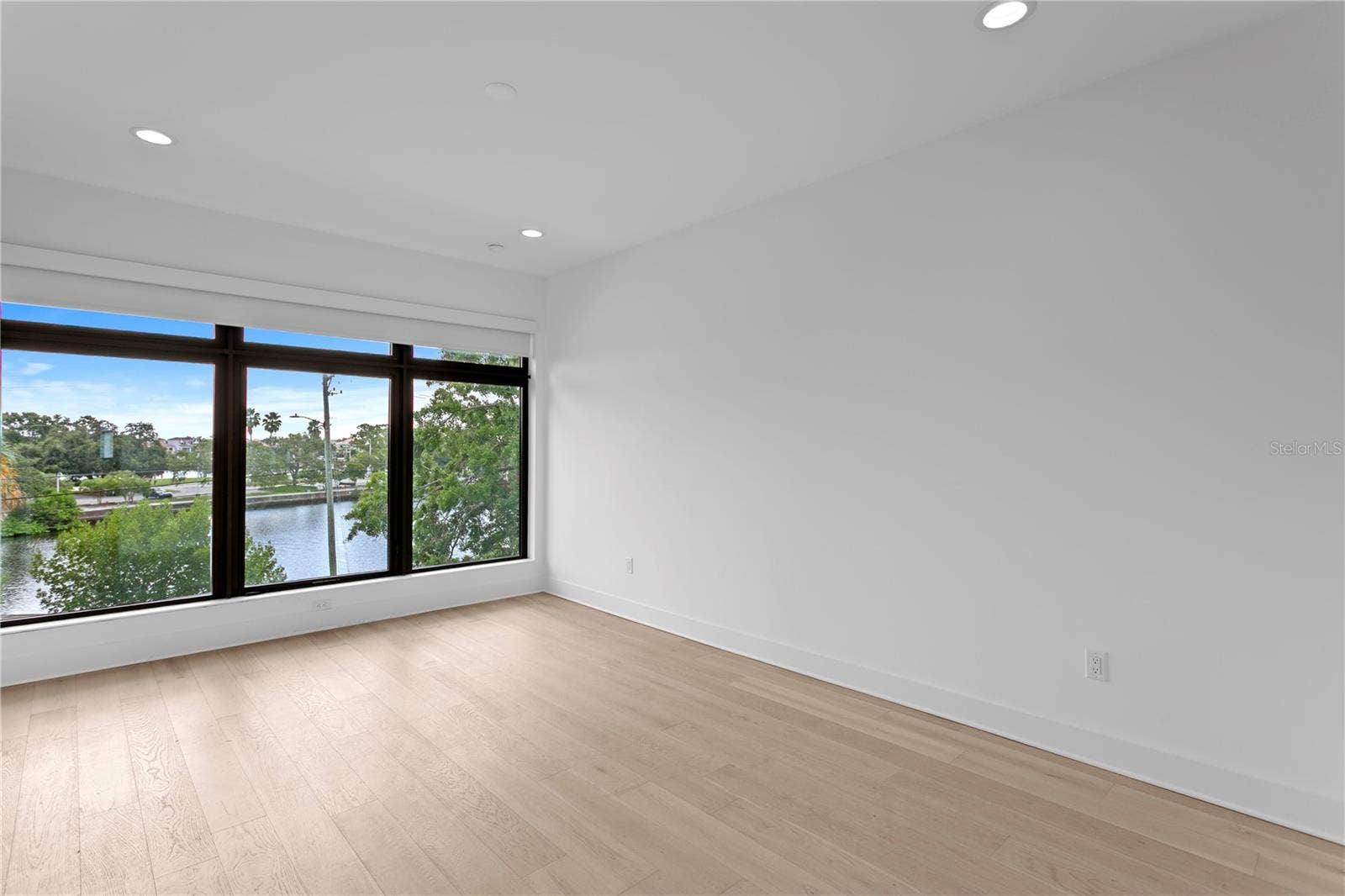 90 COLUMBIA DRIVE, #5, Tampa, FL 33606 90 COLUMBIA DRIVE, #5, Tampa, FL 33606