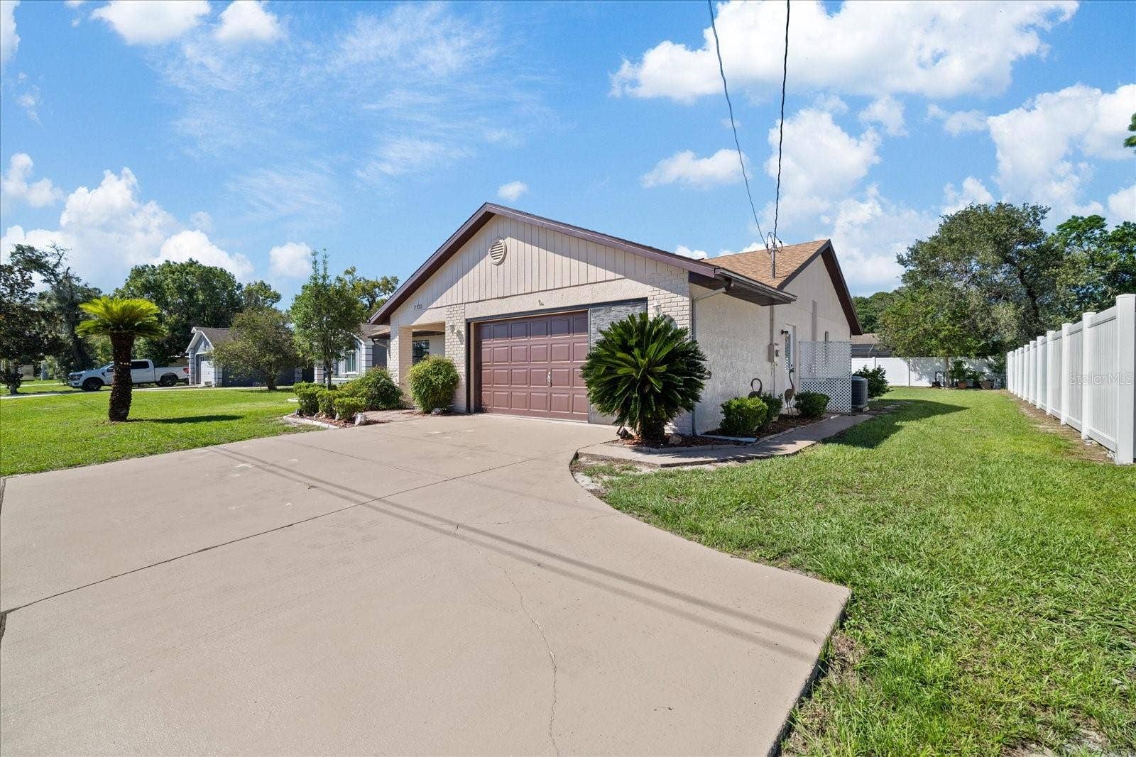 2532 LANDOVER BOULEVARD, Spring Hill, FL 34608 2532 LANDOVER BOULEVARD, Spring Hill, FL 34608