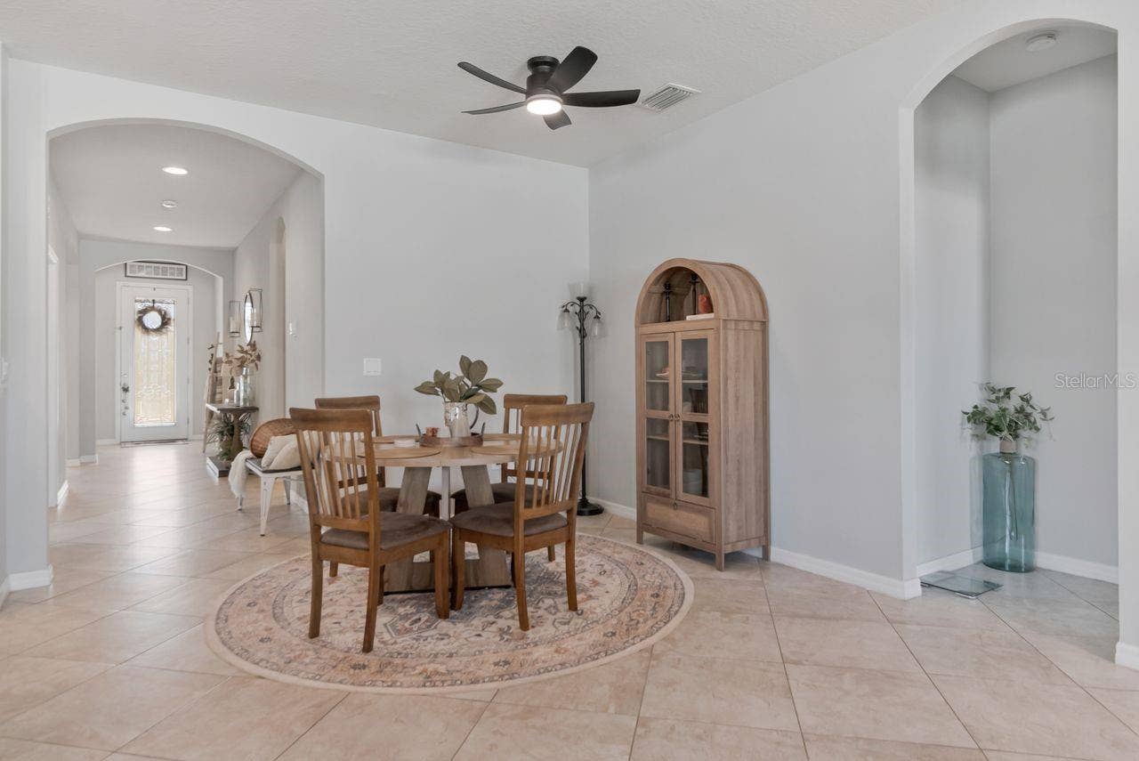 11143 SPRING POINT CIRCLE, Riverview, FL 33579 Dining Area