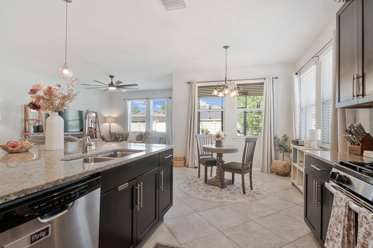 11143 SPRING POINT CIRCLE, Riverview, FL 33579 Plenty of space for cooking and entertaining.