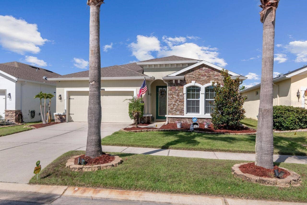 11143 SPRING POINT CIRCLE, Riverview, FL 33579 11143 SPRING POINT CIRCLE, Riverview, FL 33579