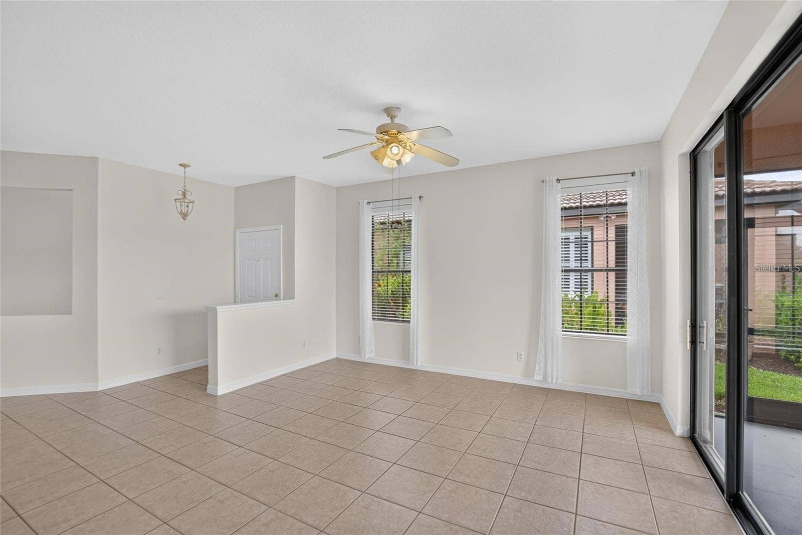 132 SHELL FALLS DRIVE, Apollo Beach, FL 33572 132 SHELL FALLS DRIVE, Apollo Beach, FL 33572