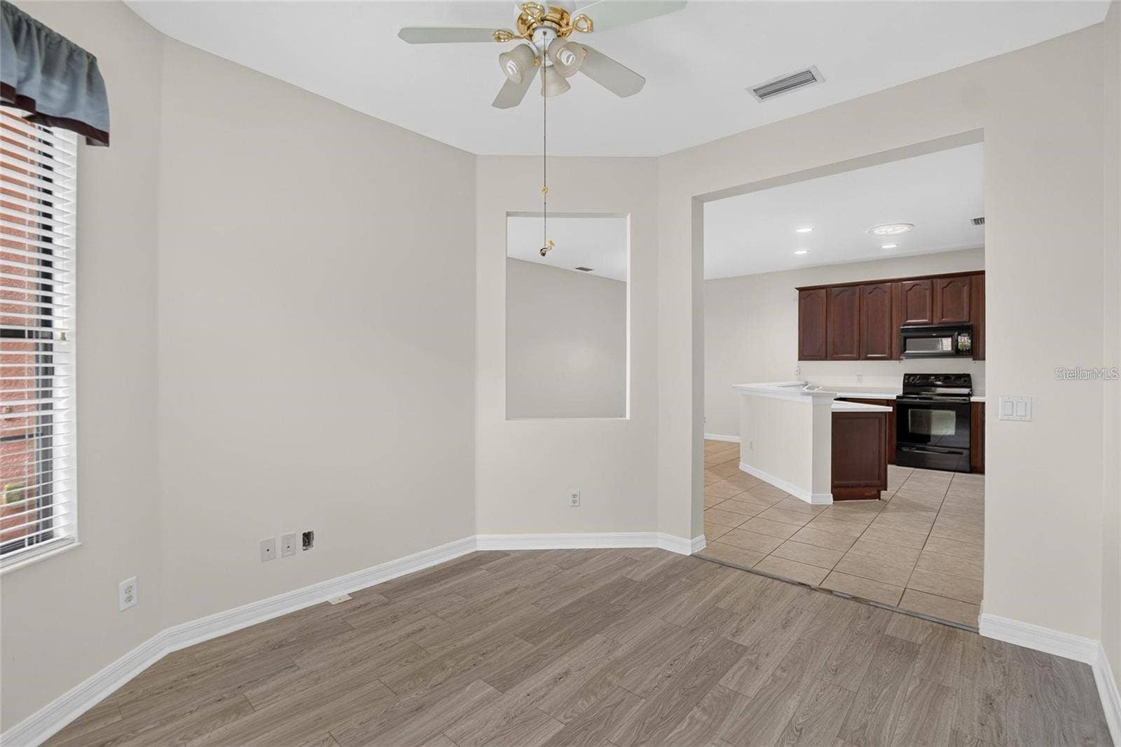 132 SHELL FALLS DRIVE, Apollo Beach, FL 33572 132 SHELL FALLS DRIVE, Apollo Beach, FL 33572