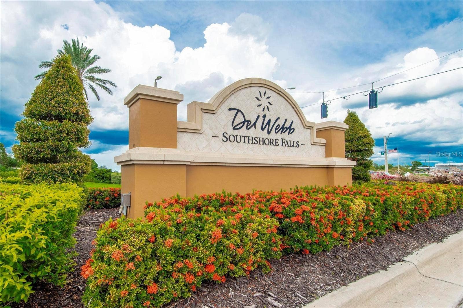 132 SHELL FALLS DRIVE, Apollo Beach, FL 33572 132 SHELL FALLS DRIVE, Apollo Beach, FL 33572