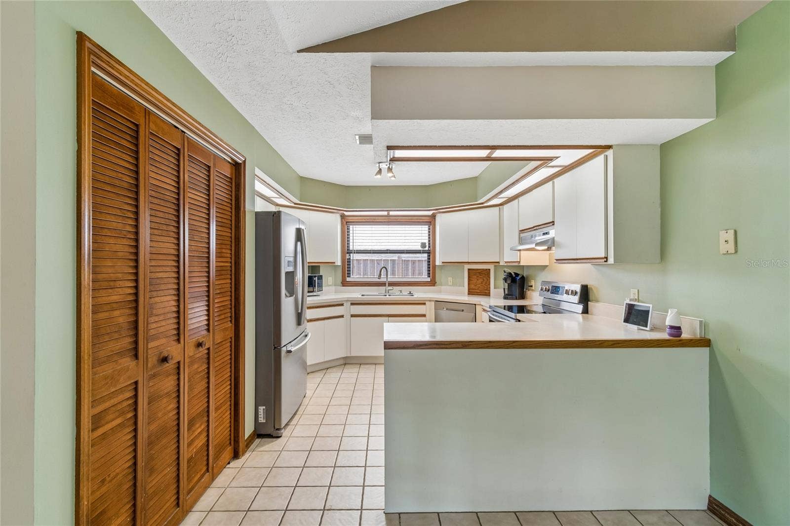3822 COLD CREEK DRIVE, Valrico, FL 33594