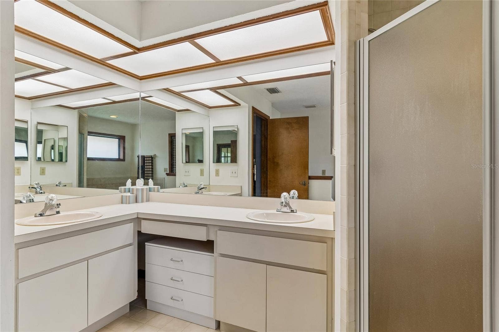 3822 COLD CREEK DRIVE, Valrico, FL 33594