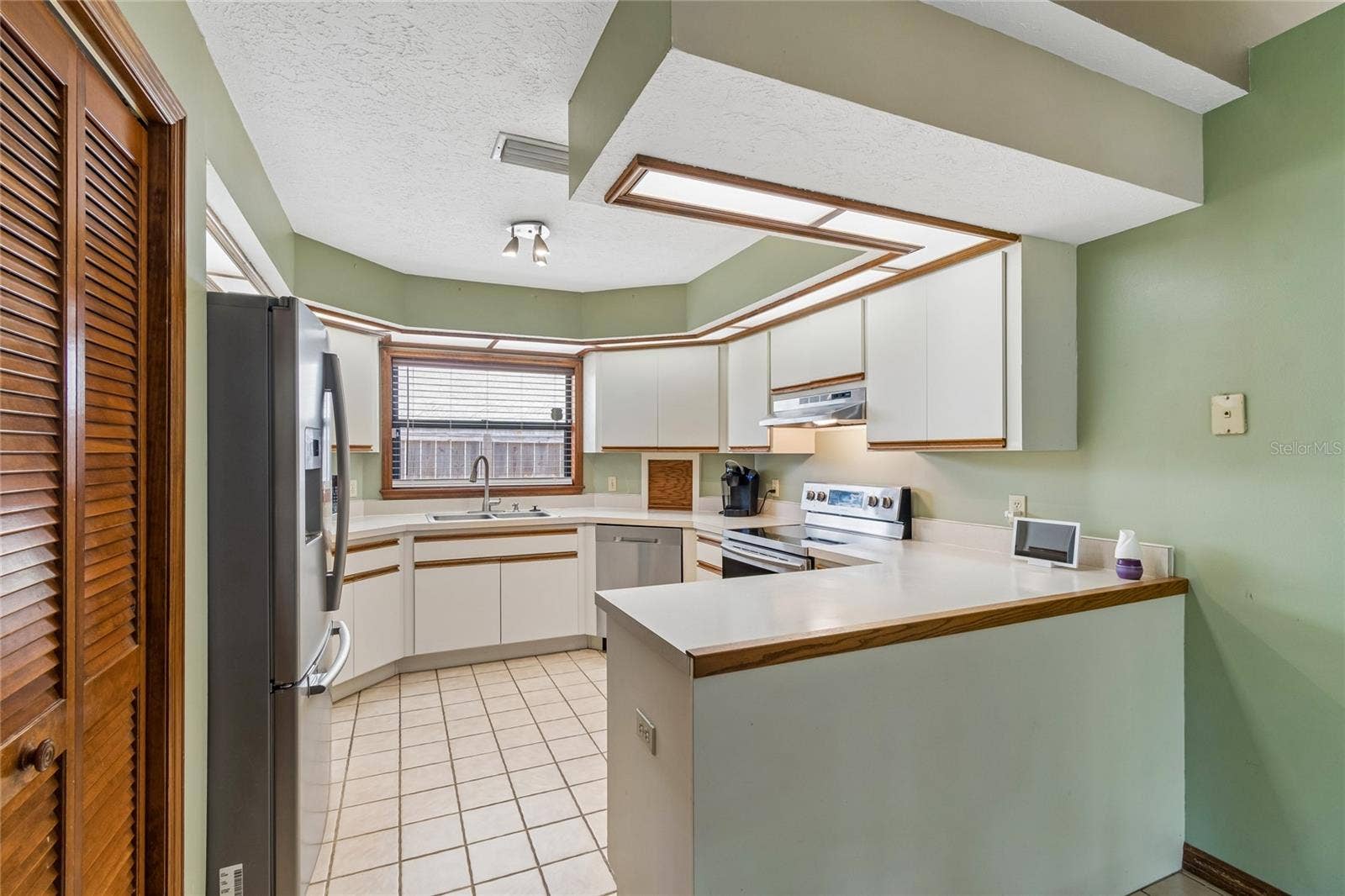 3822 COLD CREEK DRIVE, Valrico, FL 33594