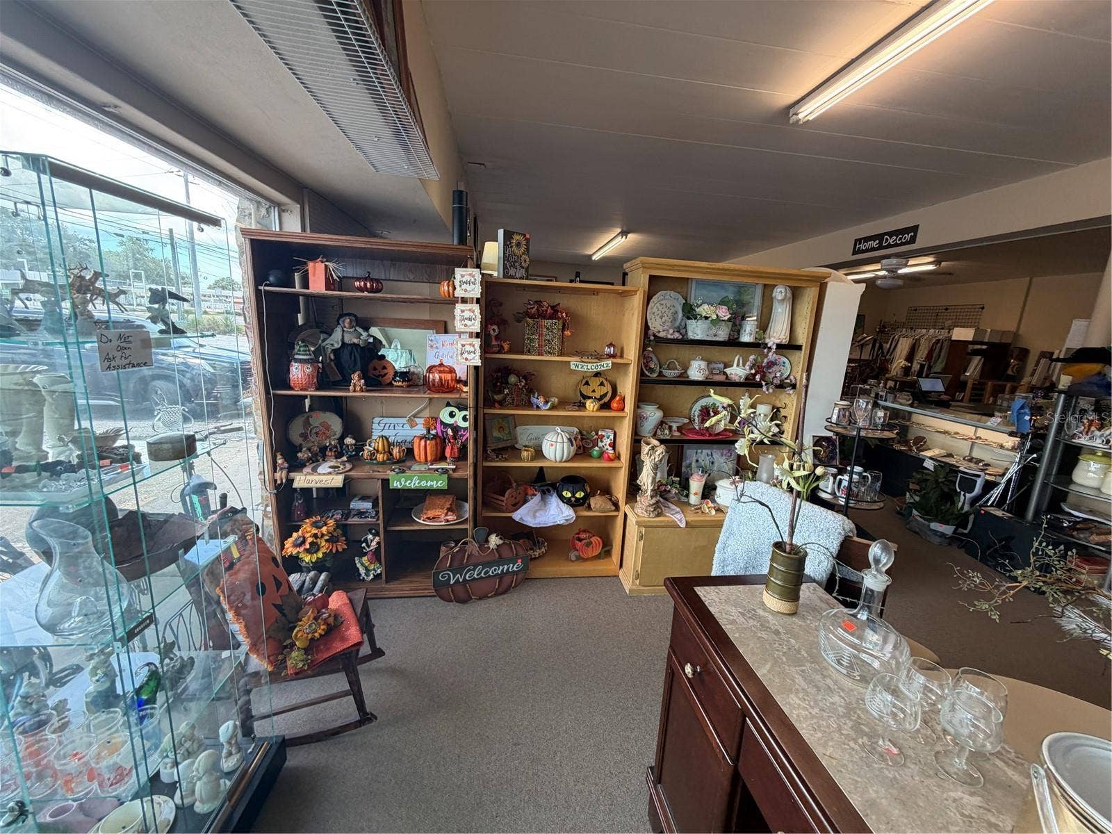 6225 (multiple) SEMINOLE BOULEVARD, Seminole, FL 33772 6225 (multiple) SEMINOLE BOULEVARD, Seminole, FL 33772