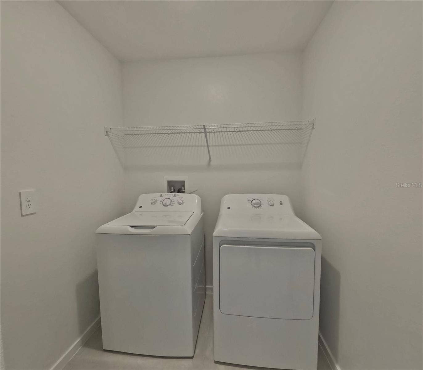 10174 GLADESONG LANE, Riverview, FL 33578 10174 GLADESONG LANE, Riverview, FL 33578