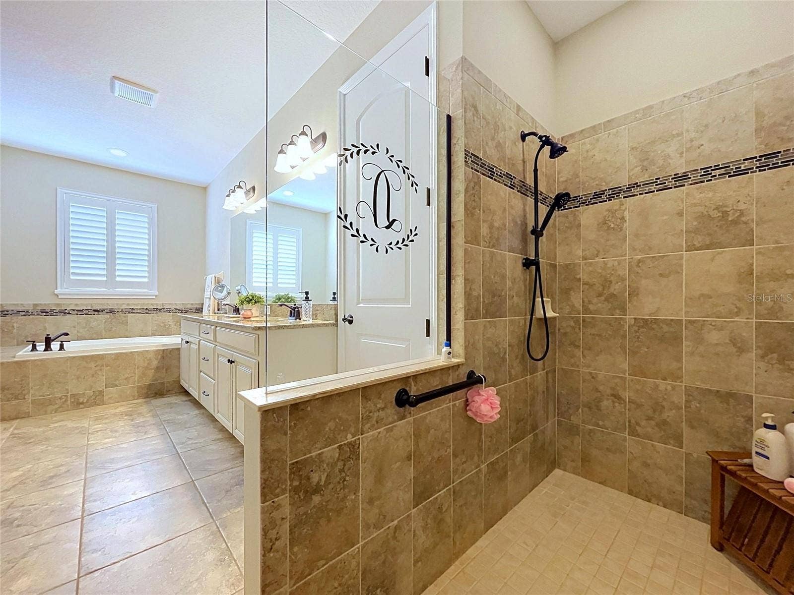 8144 SEQUESTER LOOP, Land O Lakes, FL 34637 8144 SEQUESTER LOOP, Land O Lakes, FL 34637