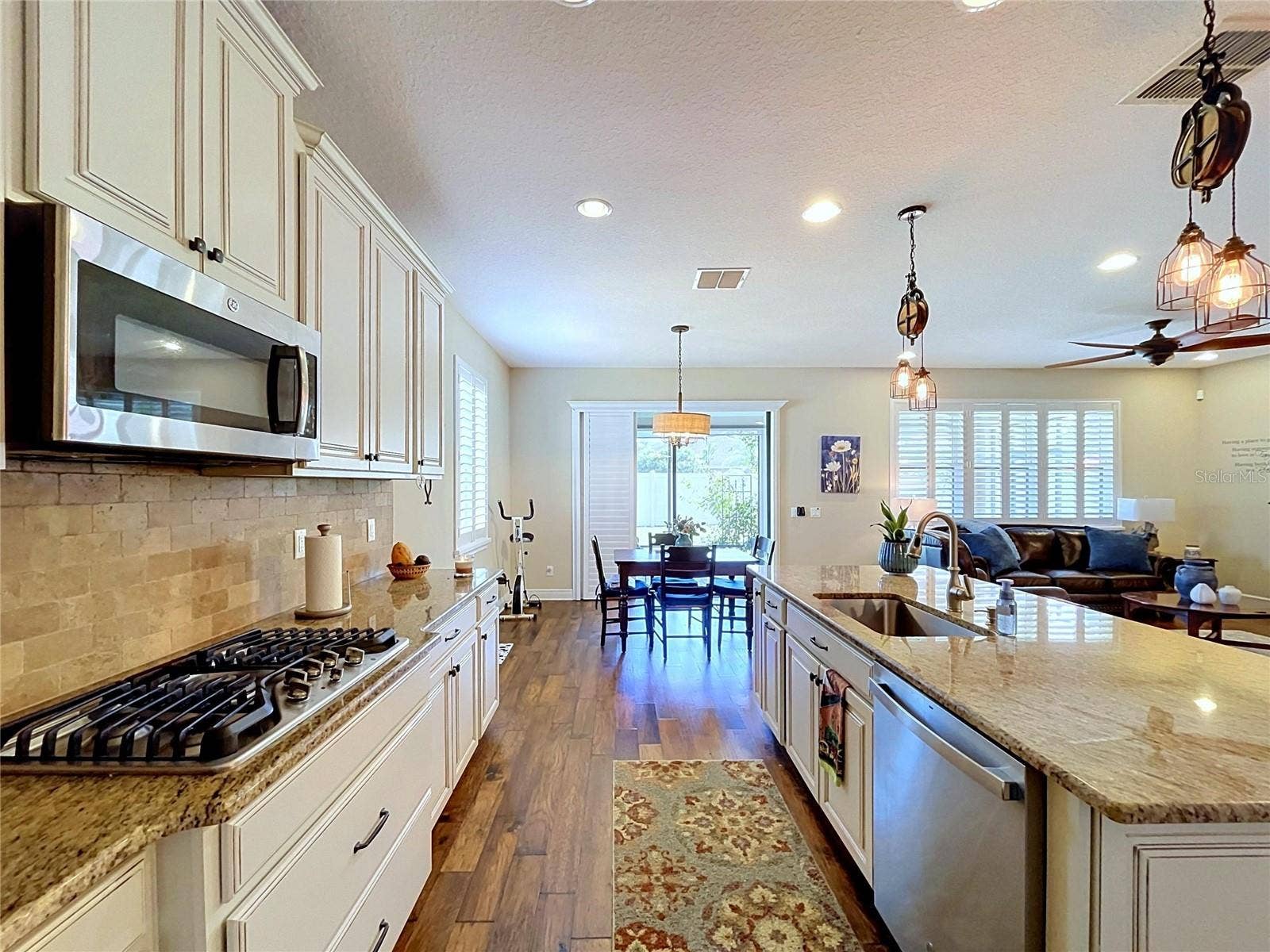 8144 SEQUESTER LOOP, Land O Lakes, FL 34637 8144 SEQUESTER LOOP, Land O Lakes, FL 34637