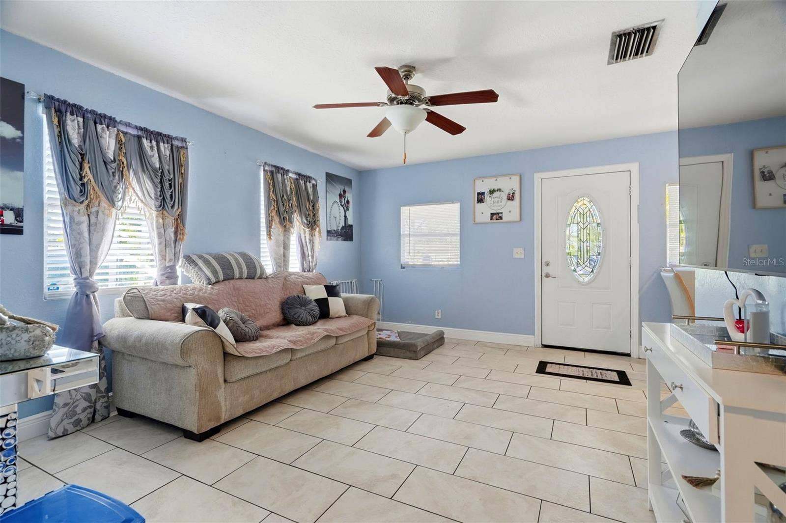 6820 LARMON STREET, Tampa, FL 33634