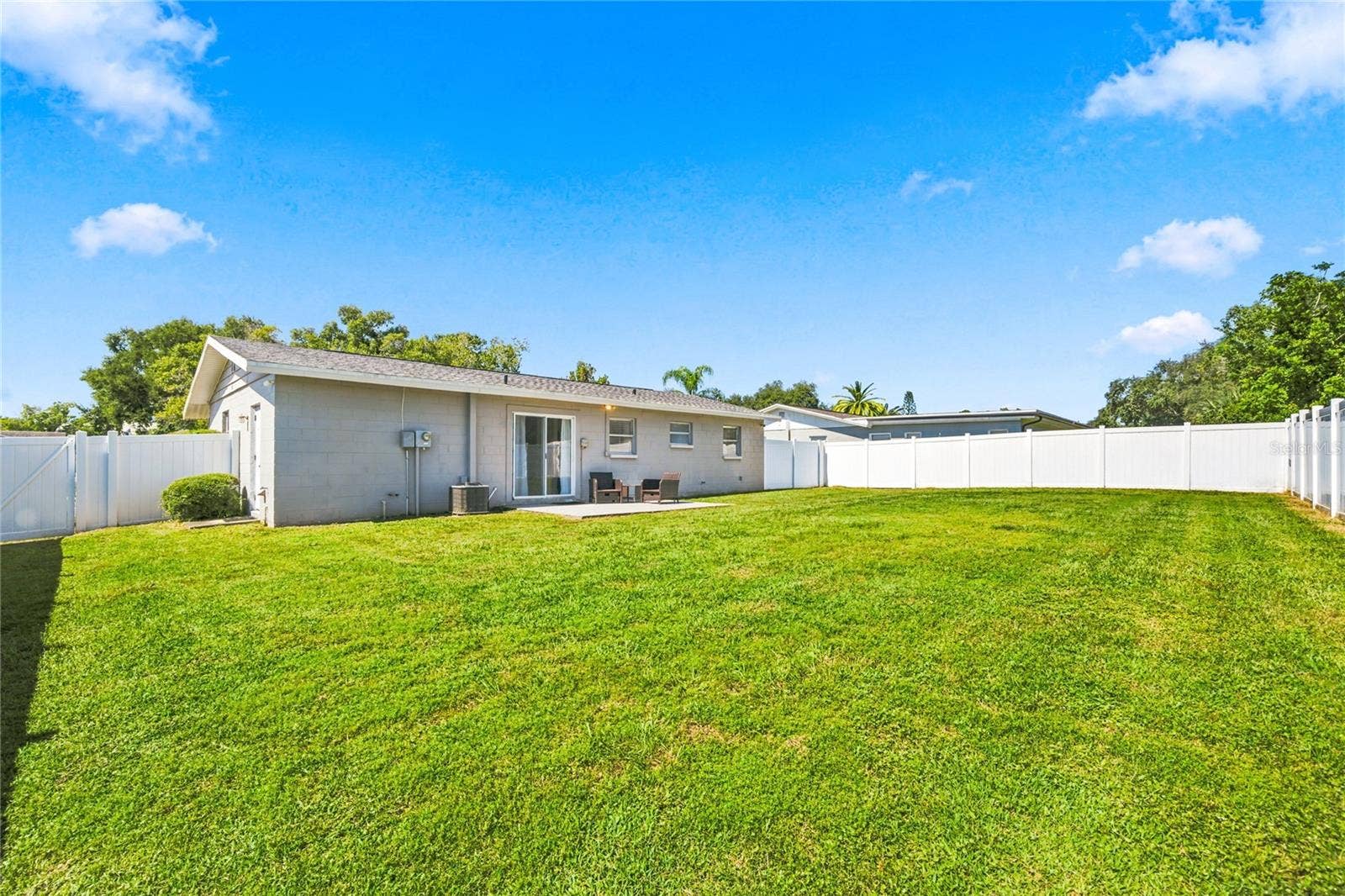 9453 GOLDEN GROVE STREET, Seminole, FL 33772