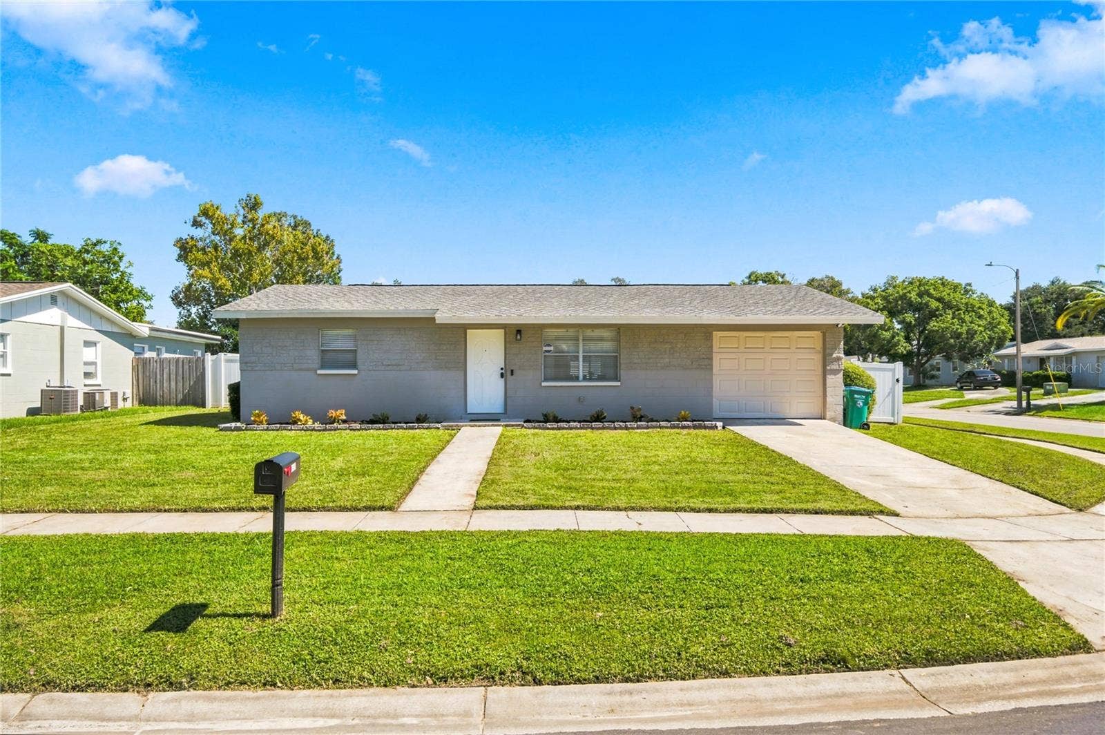 9453 GOLDEN GROVE STREET, Seminole, FL 33772