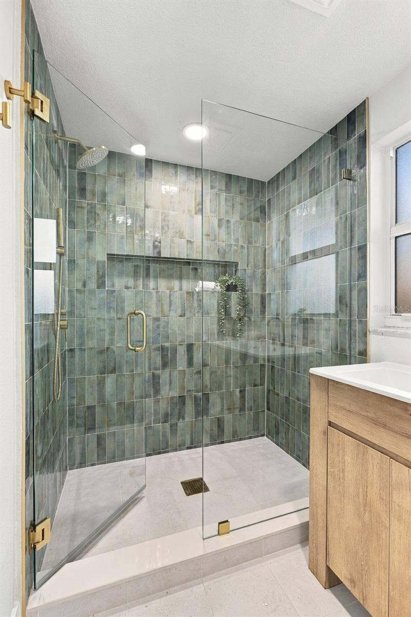 4506 S CAMERON AVENUE, Tampa, FL 33611 4506 S CAMERON AVENUE, Tampa, FL 33611