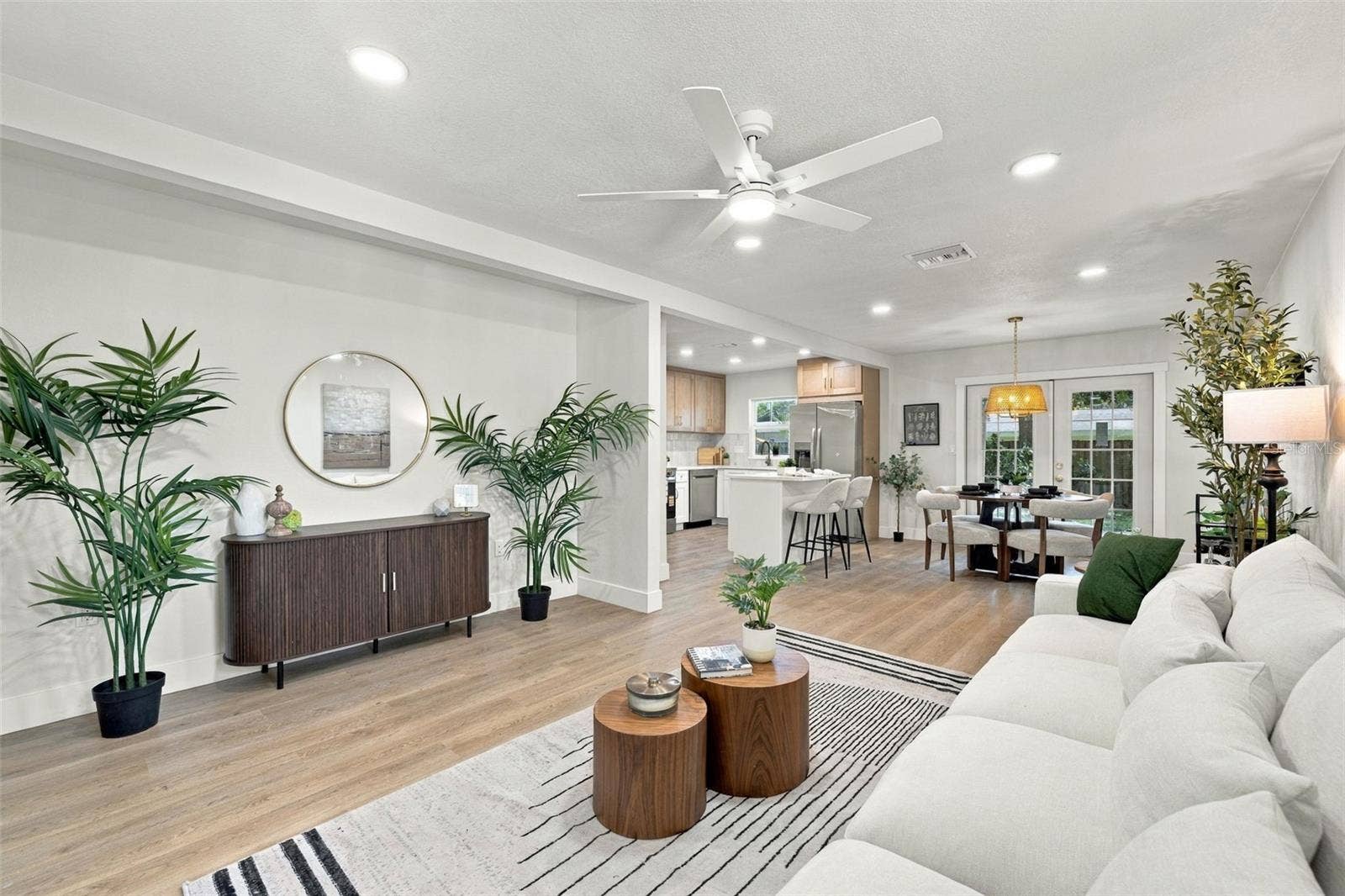 4506 S CAMERON AVENUE, Tampa, FL 33611 4506 S CAMERON AVENUE, Tampa, FL 33611