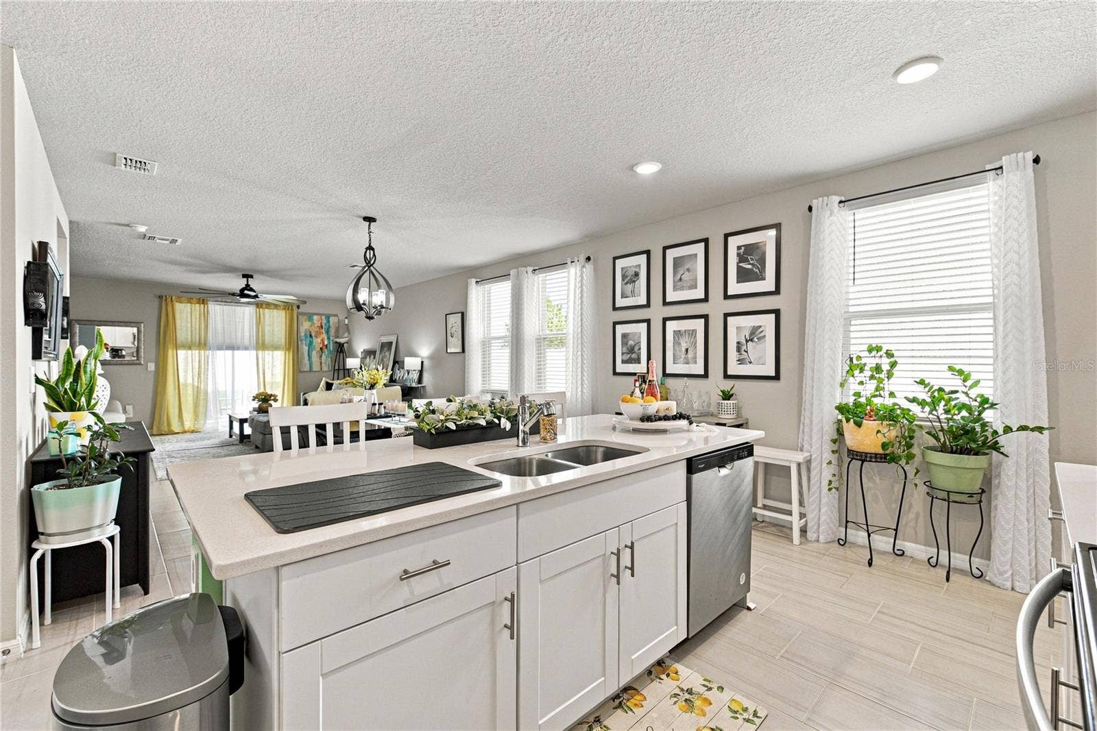 3621 RADIANT MOUNTAIN DRIVE, Plant City, FL 33565 3621 RADIANT MOUNTAIN DRIVE, Plant City, FL 33565