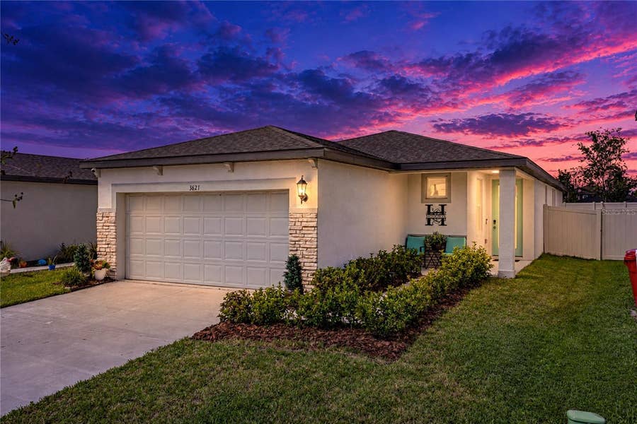 Property photo for 3621 RADIANT MOUNTAIN DRIVE, Plant City, FL