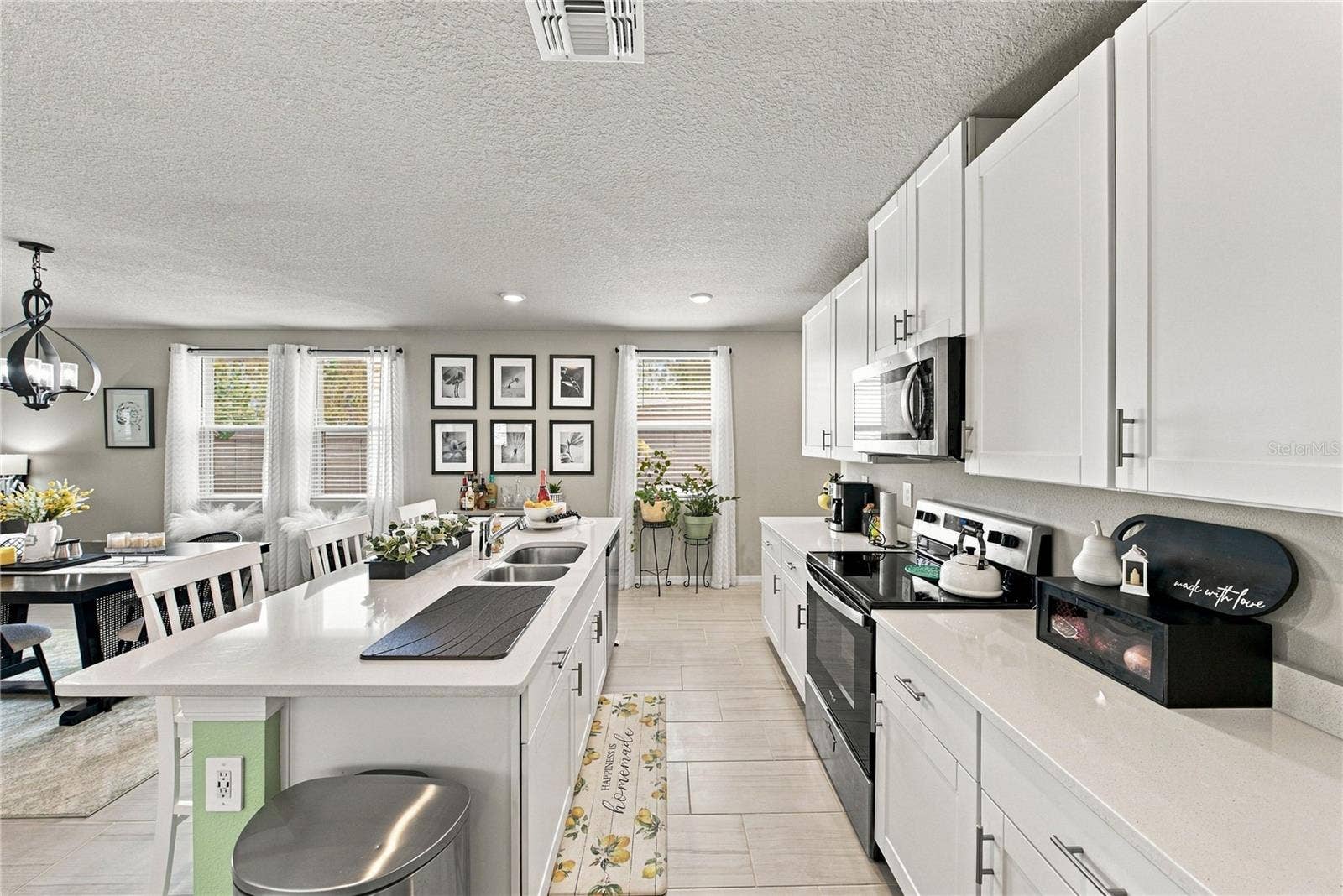 3621 RADIANT MOUNTAIN DRIVE, Plant City, FL 33565 3621 RADIANT MOUNTAIN DRIVE, Plant City, FL 33565