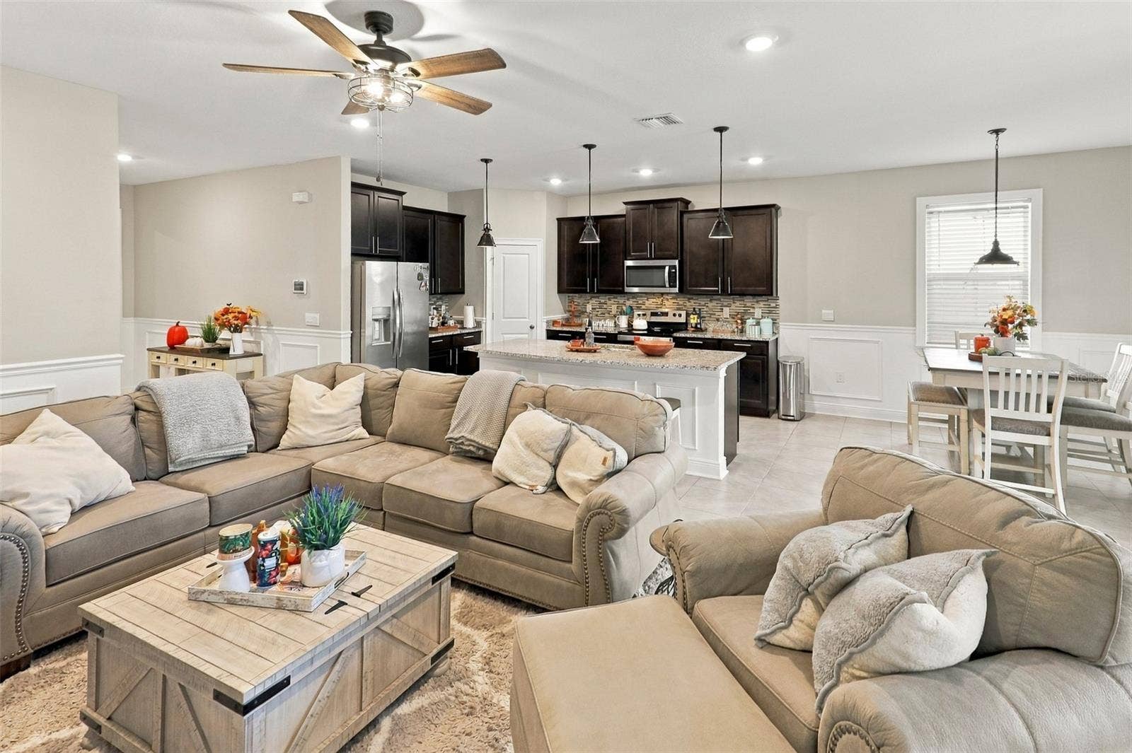 33310 MAJOR OAK DRIVE, Wesley Chapel, FL 33545 Spacious Living Room with Open-Concept D