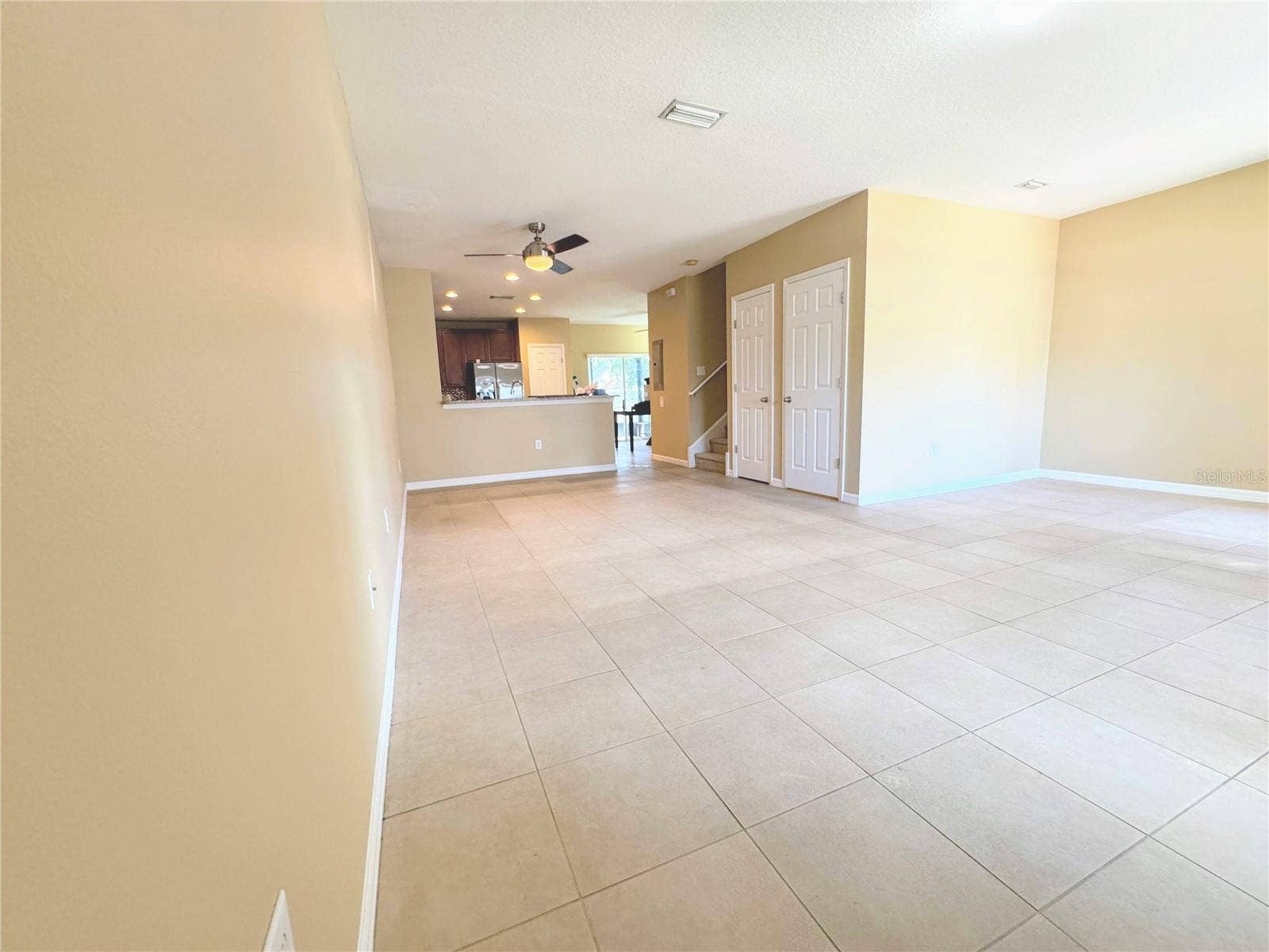 6703 46TH LANE N, Pinellas Park, FL 33781 Living