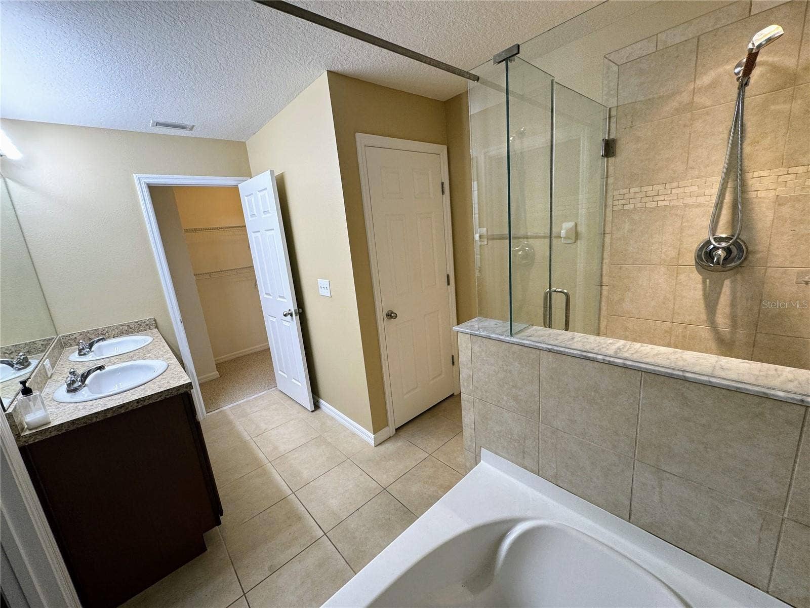 6703 46TH LANE N, Pinellas Park, FL 33781 Master Bath