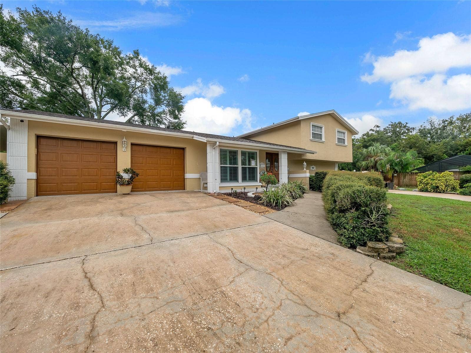 8344 FOUNTAIN AVENUE, Tampa, FL 33615 8344 FOUNTAIN AVENUE, Tampa, FL 33615
