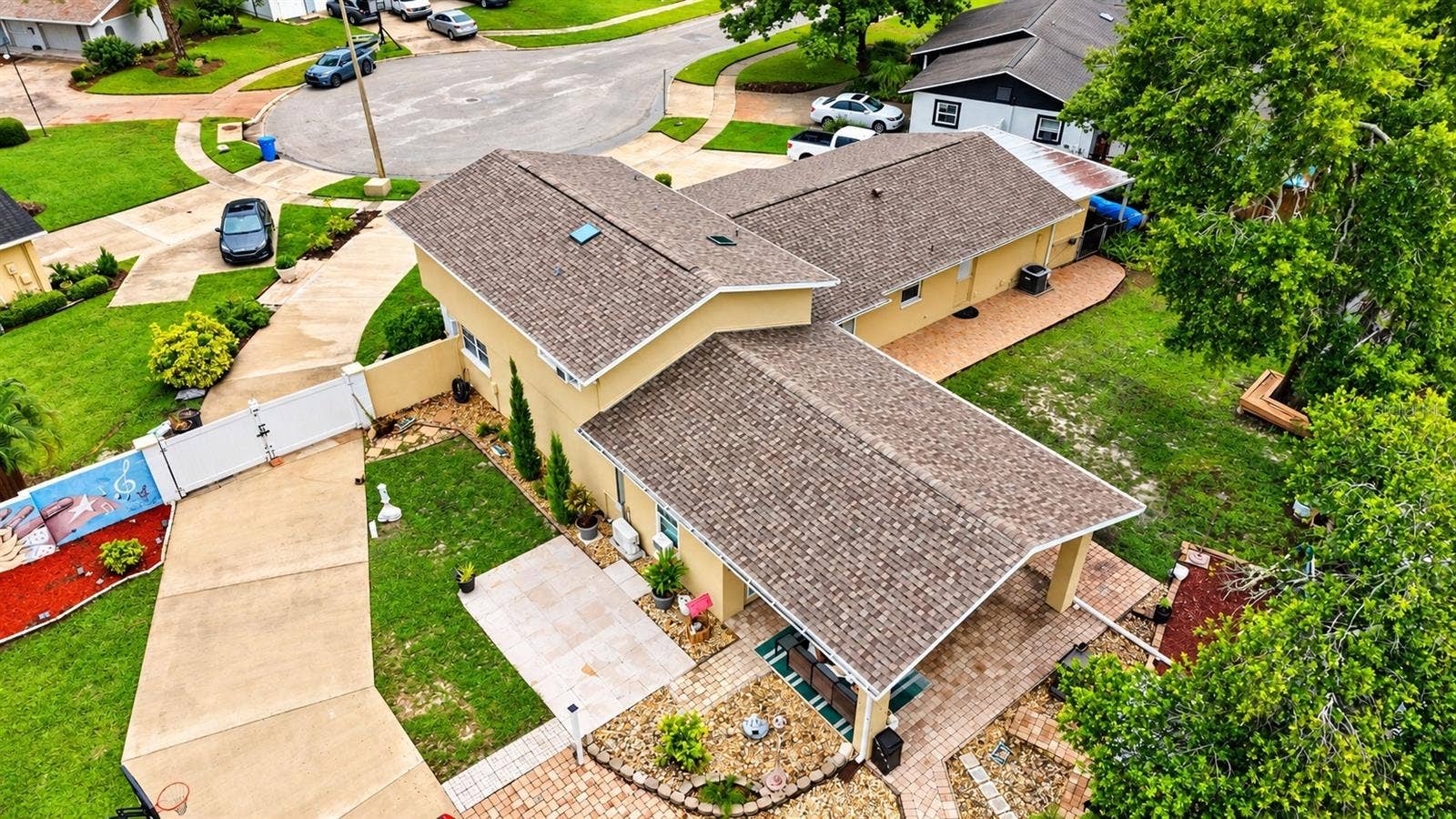 8344 FOUNTAIN AVENUE, Tampa, FL 33615 8344 FOUNTAIN AVENUE, Tampa, FL 33615