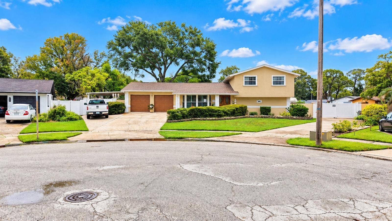 8344 FOUNTAIN AVENUE, Tampa, FL 33615 8344 FOUNTAIN AVENUE, Tampa, FL 33615