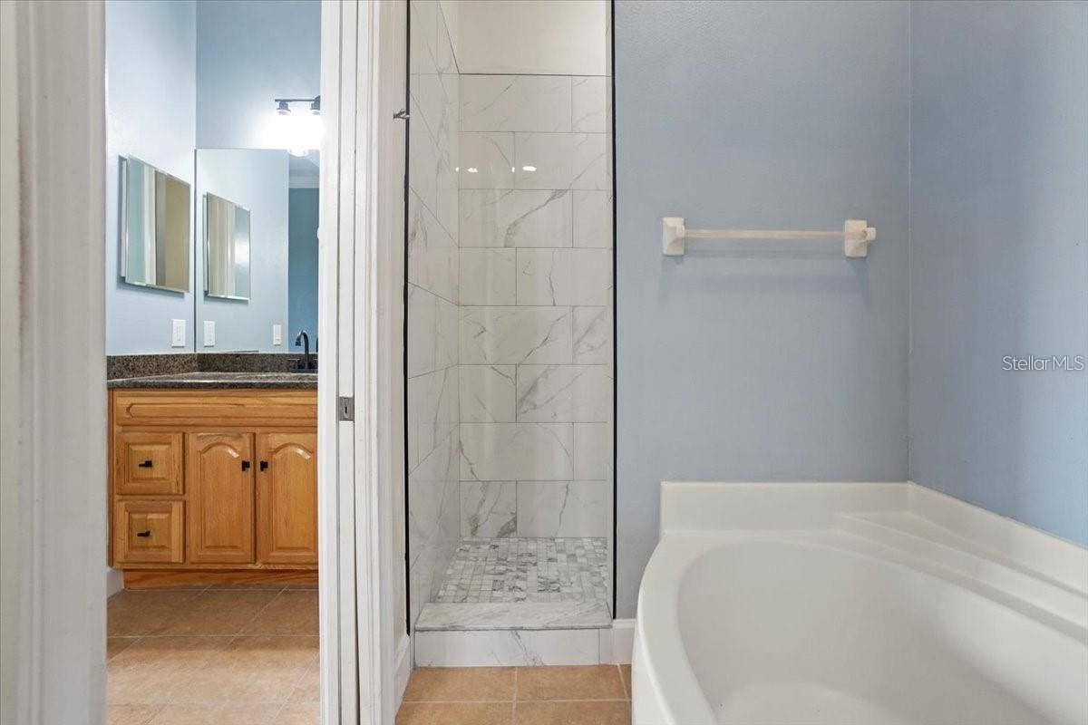 8406 COSTA BLANCA COURT, Temple Terrace, FL 33637 8406 COSTA BLANCA COURT, Temple Terrace, FL 33637
