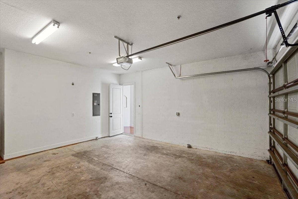 8406 COSTA BLANCA COURT, Temple Terrace, FL 33637 8406 COSTA BLANCA COURT, Temple Terrace, FL 33637