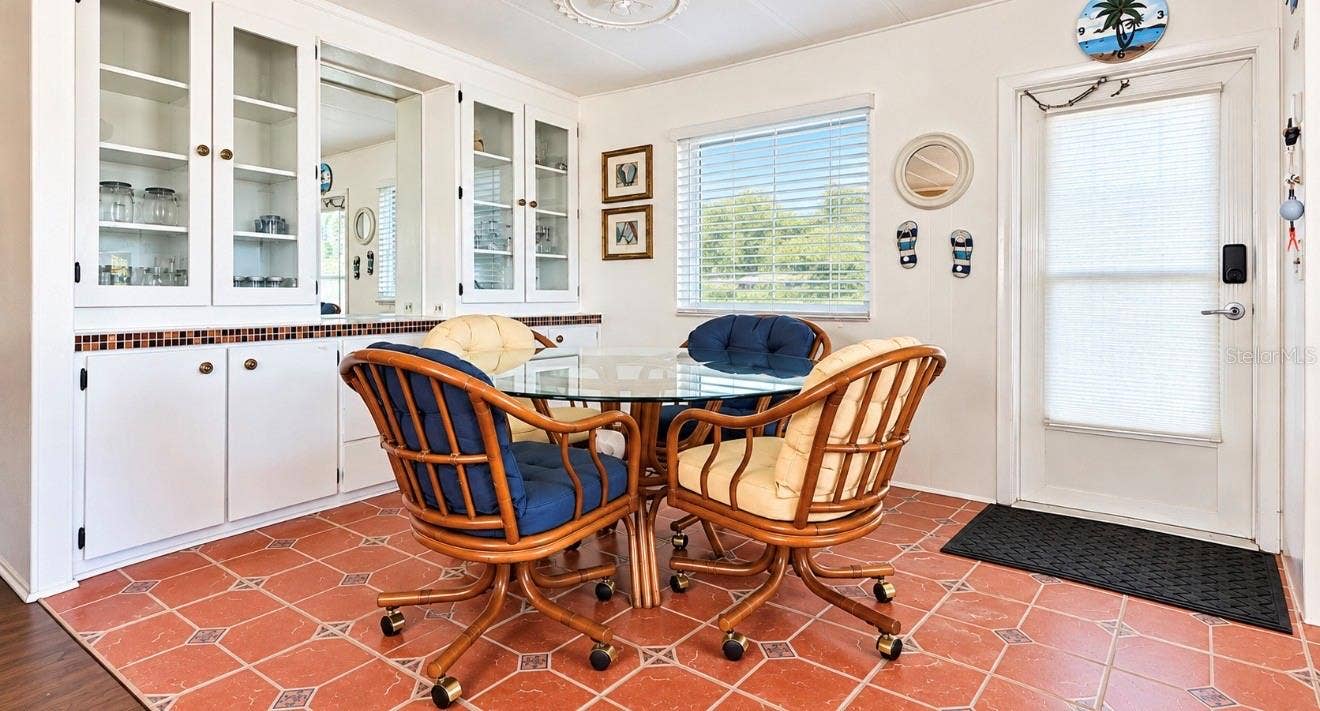 1100 BELCHER ROAD S, #350, Largo, FL 33771 Dining room