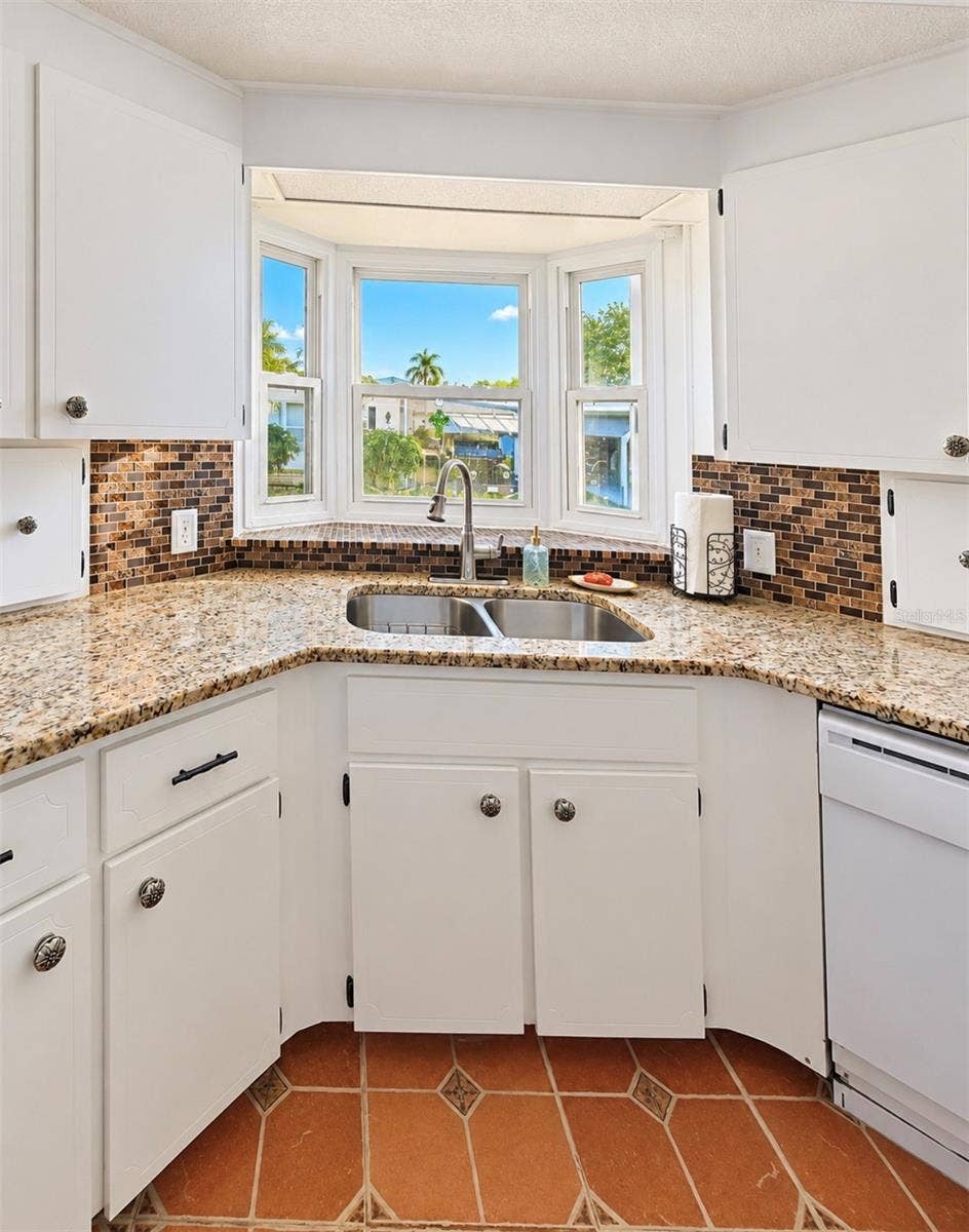 1100 BELCHER ROAD S, #350, Largo, FL 33771 Kitchen