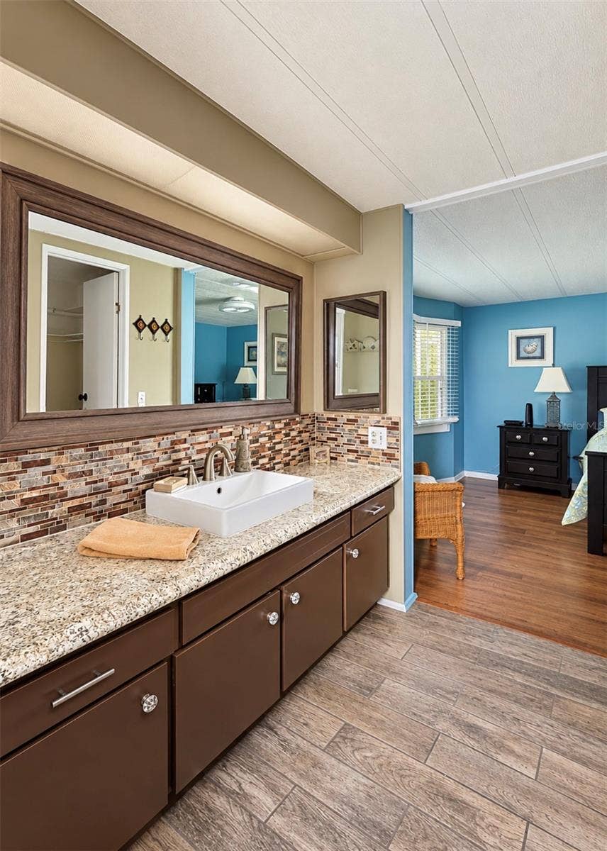 1100 BELCHER ROAD S, #350, Largo, FL 33771 Primary bathroom