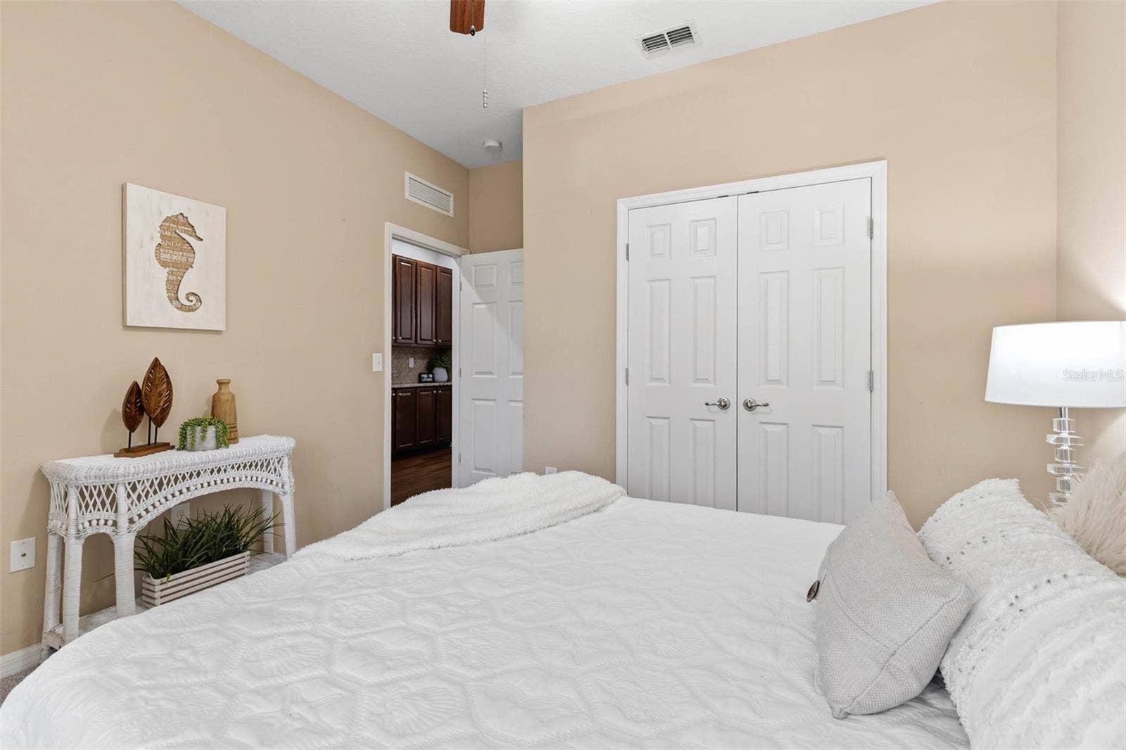 2201 BARRACUDA CT, Holiday, FL 34691 2201 BARRACUDA CT, Holiday, FL 34691