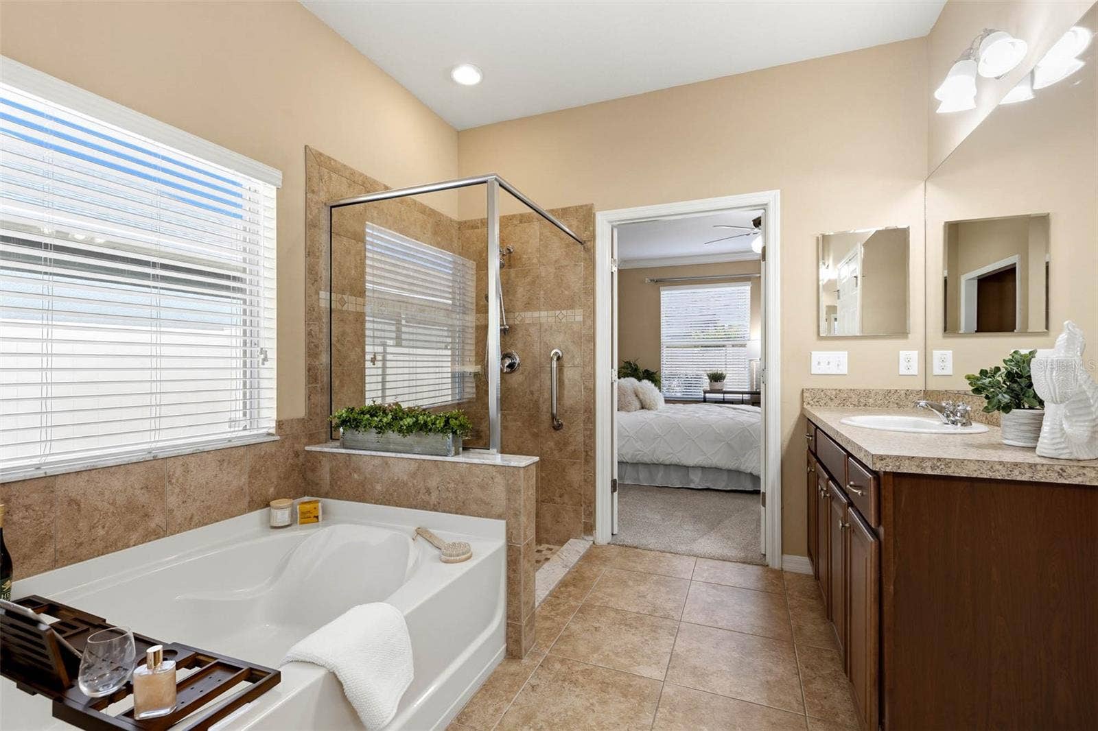 2201 BARRACUDA CT, Holiday, FL 34691 2201 BARRACUDA CT, Holiday, FL 34691