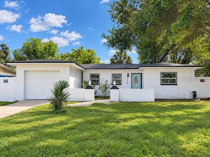 1112 W HIAWATHA STREET, Tampa, FL 33604 1112 W HIAWATHA STREET, Tampa, FL 33604