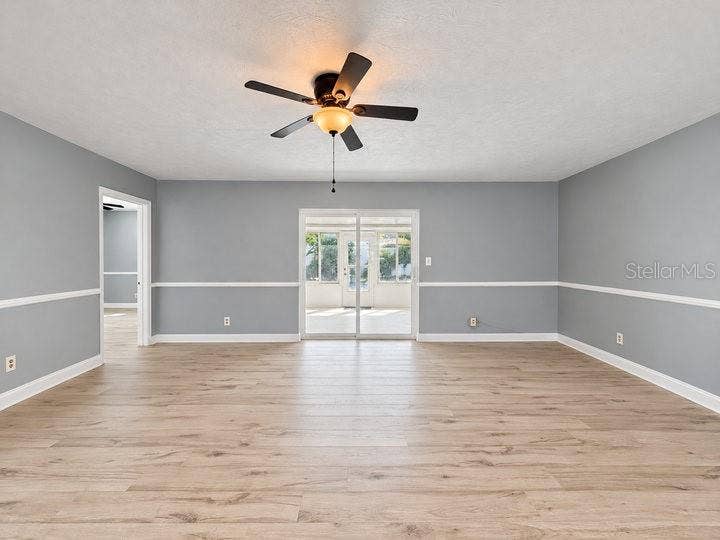 1112 W HIAWATHA STREET, Tampa, FL 33604 1112 W HIAWATHA STREET, Tampa, FL 33604