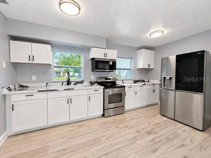 1112 W HIAWATHA STREET, Tampa, FL 33604 1112 W HIAWATHA STREET, Tampa, FL 33604