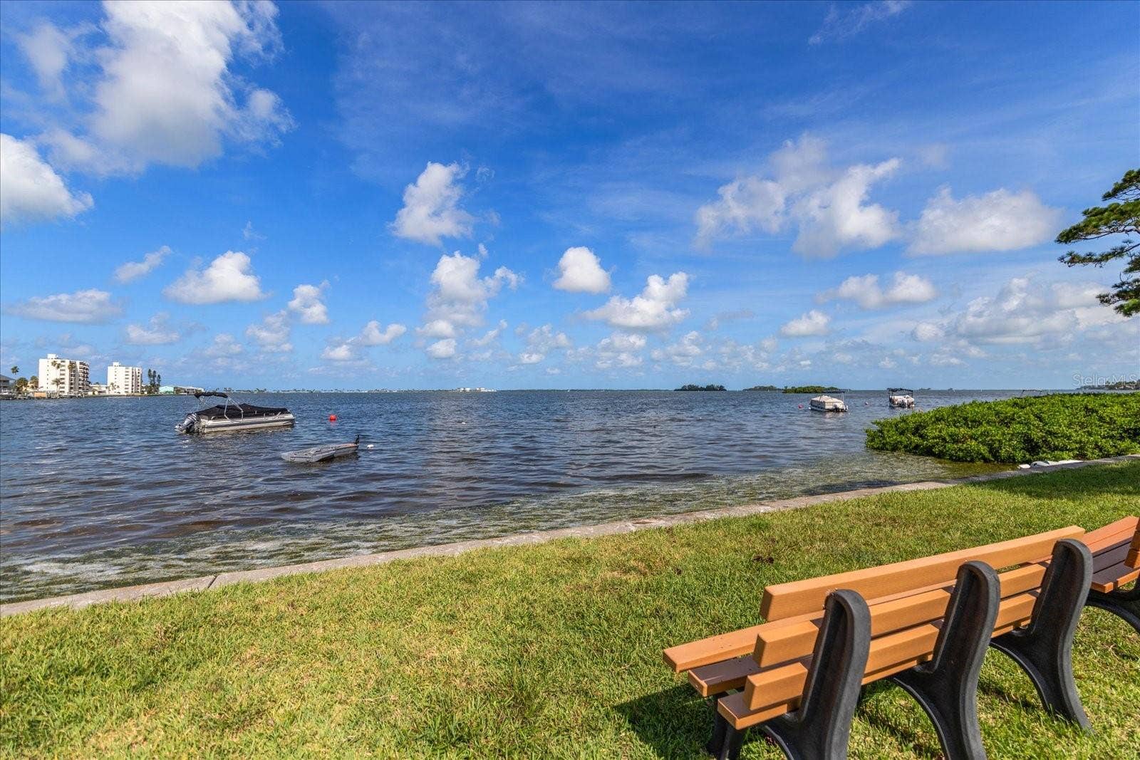 2700 BAYSHORE BOULEVARD, #11404, Dunedin, FL 34698 2700 BAYSHORE BOULEVARD, #11404, Dunedin, FL 34698