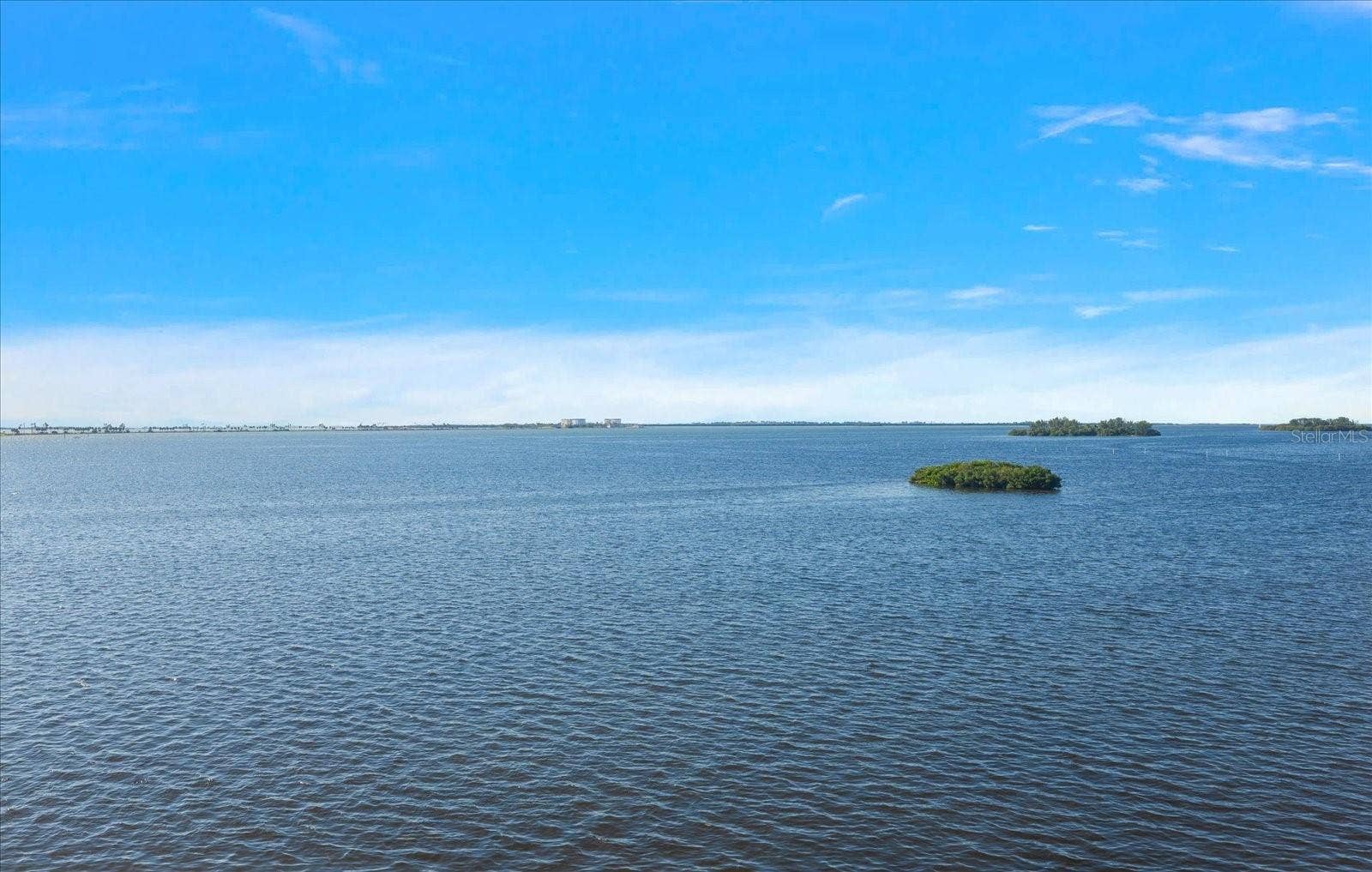 2700 BAYSHORE BOULEVARD, #11404, Dunedin, FL 34698 2700 BAYSHORE BOULEVARD, #11404, Dunedin, FL 34698