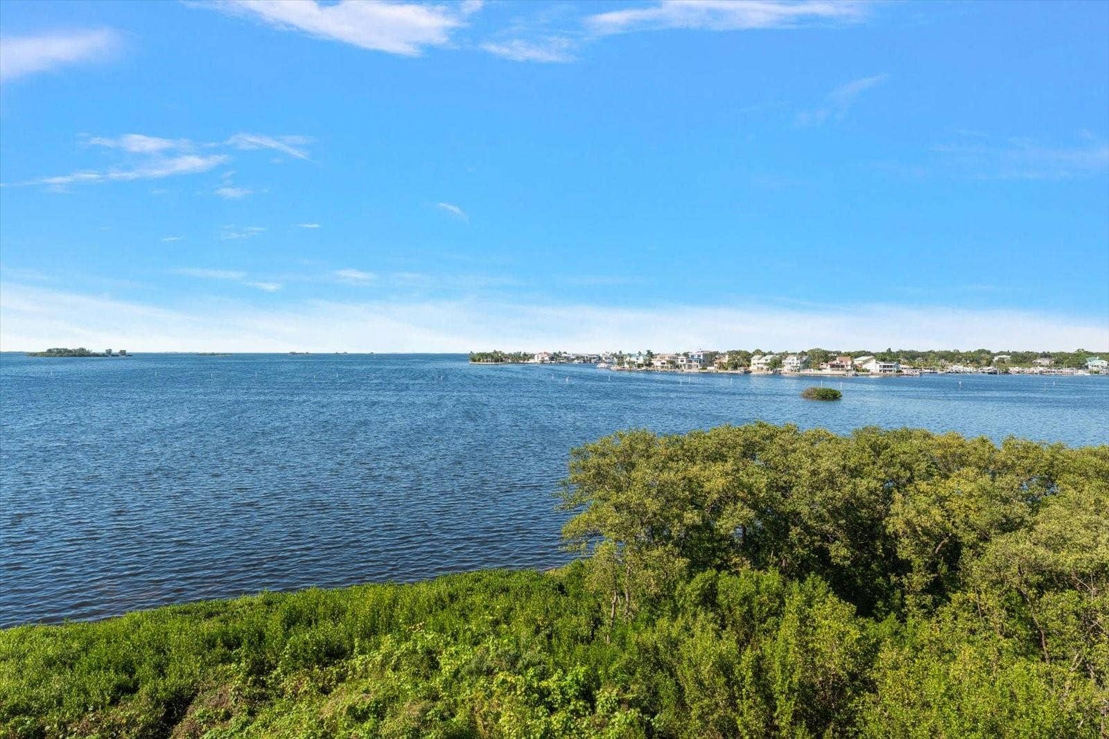 2700 BAYSHORE BOULEVARD, #11404, Dunedin, FL 34698 2700 BAYSHORE BOULEVARD, #11404, Dunedin, FL 34698