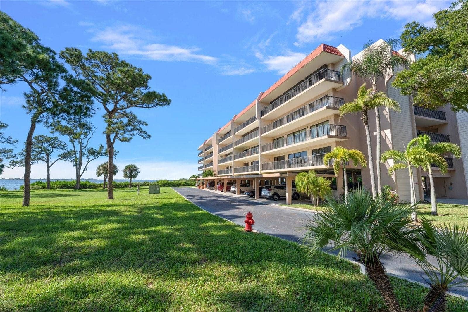 2700 BAYSHORE BOULEVARD, #11404, Dunedin, FL 34698 2700 BAYSHORE BOULEVARD, #11404, Dunedin, FL 34698