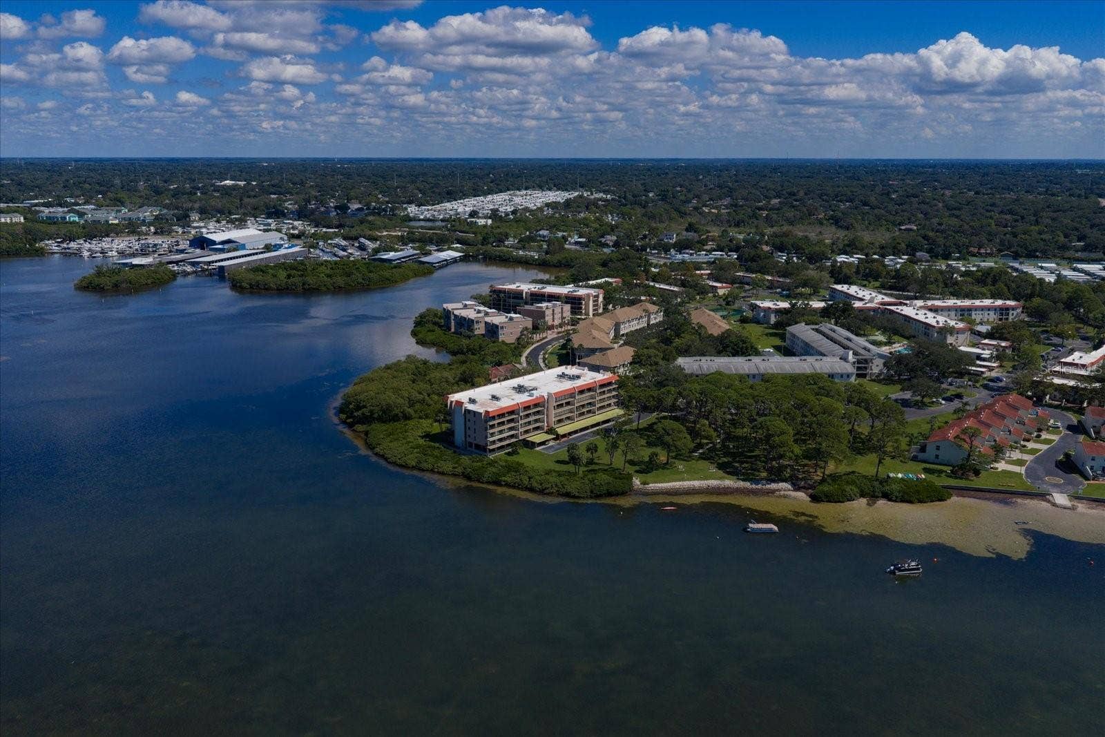 2700 BAYSHORE BOULEVARD, #11404, Dunedin, FL 34698 2700 BAYSHORE BOULEVARD, #11404, Dunedin, FL 34698
