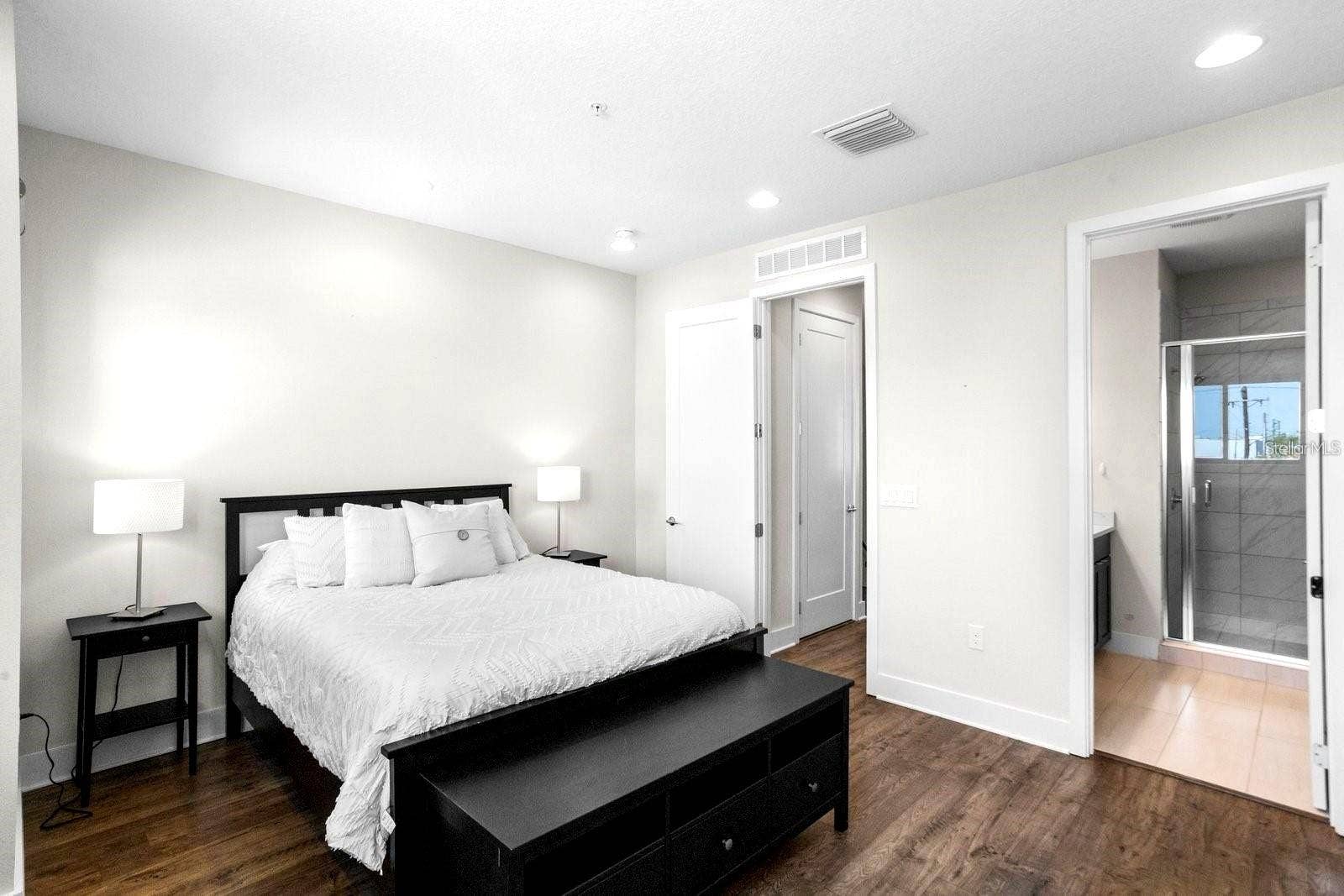 915 ARLINGTON AVENUE N, St Petersburg, FL 33705 Primary Bedroom