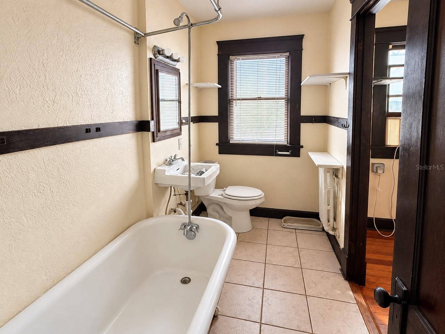 638 3RD AVENUE S, #6, St Petersburg, FL 33701