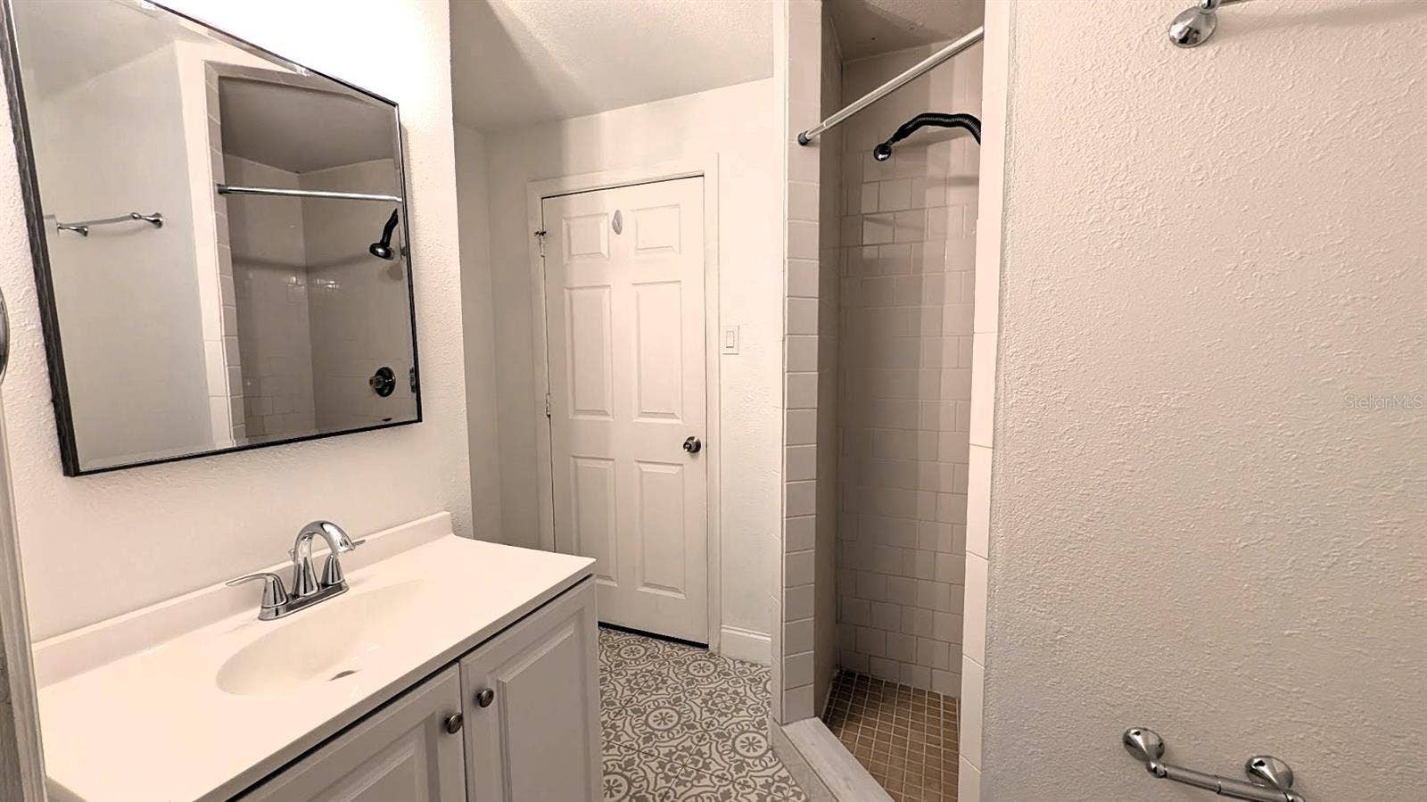 3005 W MARLIN AVENUE, Tampa, FL 33611 3005 W MARLIN AVENUE, Tampa, FL 33611