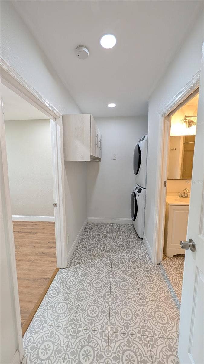 3005 W MARLIN AVENUE, Tampa, FL 33611 3005 W MARLIN AVENUE, Tampa, FL 33611